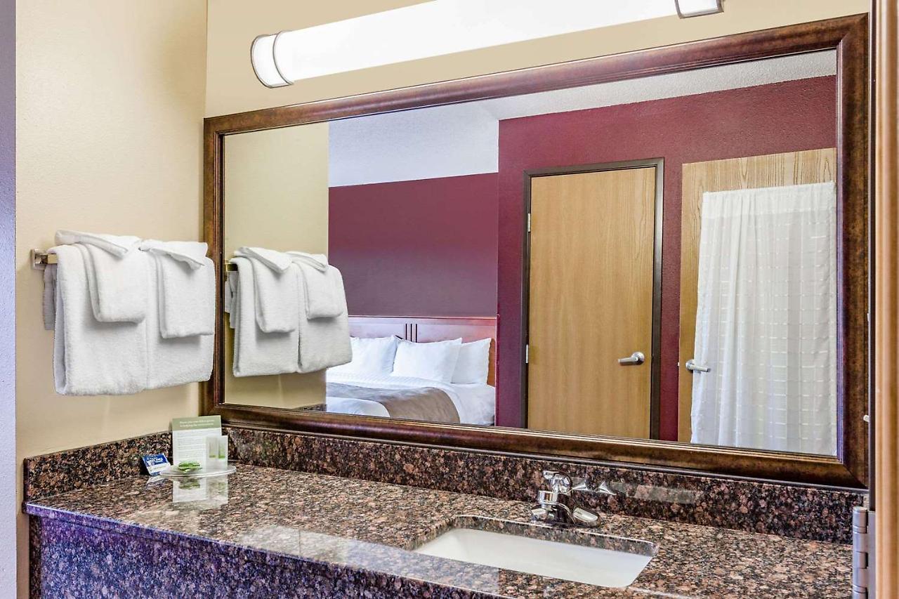 Americinn By Wyndham Duluth South Black Woods Event Center Proctor Exteriér fotografie